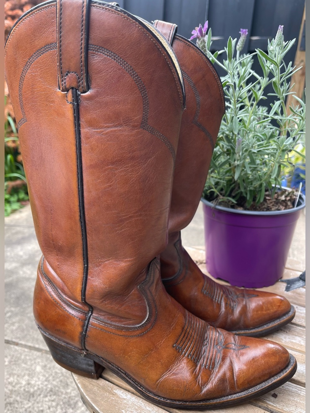 Vintage Acme Cowboy Boots • Men’s 9.5 Cognac Brown Leather Western • Made in USA